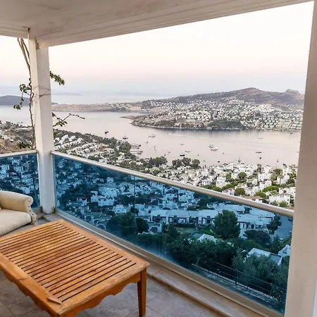 Stunning Sea View Duplex In Gundogan * 博德鲁姆