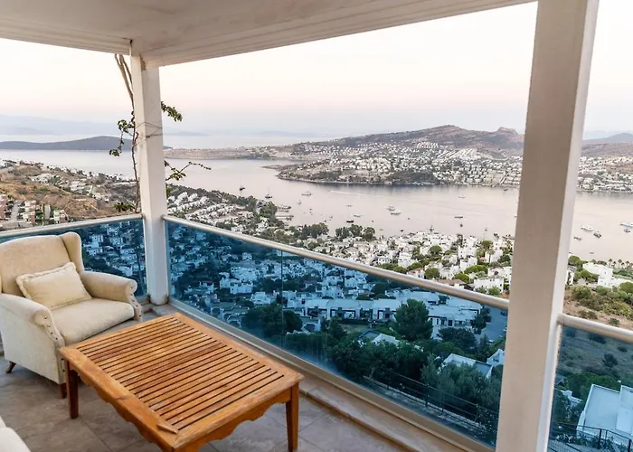 Stunning Sea View Duplex In Gundogan * 博德鲁姆